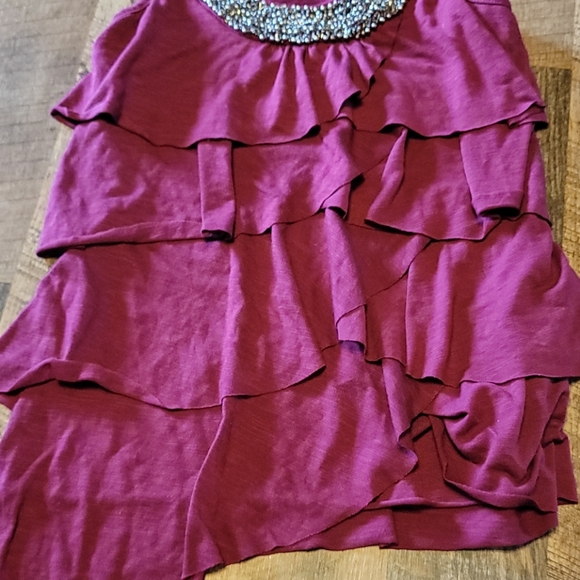 Ruffled top - Picture 3 of 4